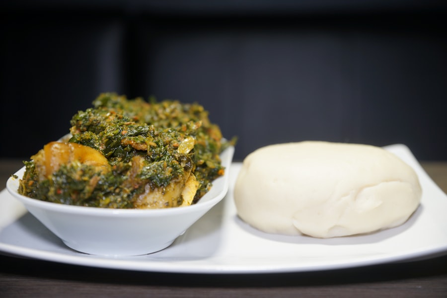 Foutou banane et sauce